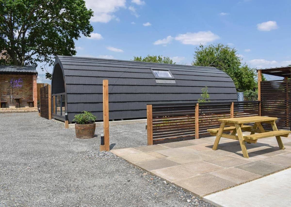 Hill Farm Retreat Hotel Wangford Exterior foto