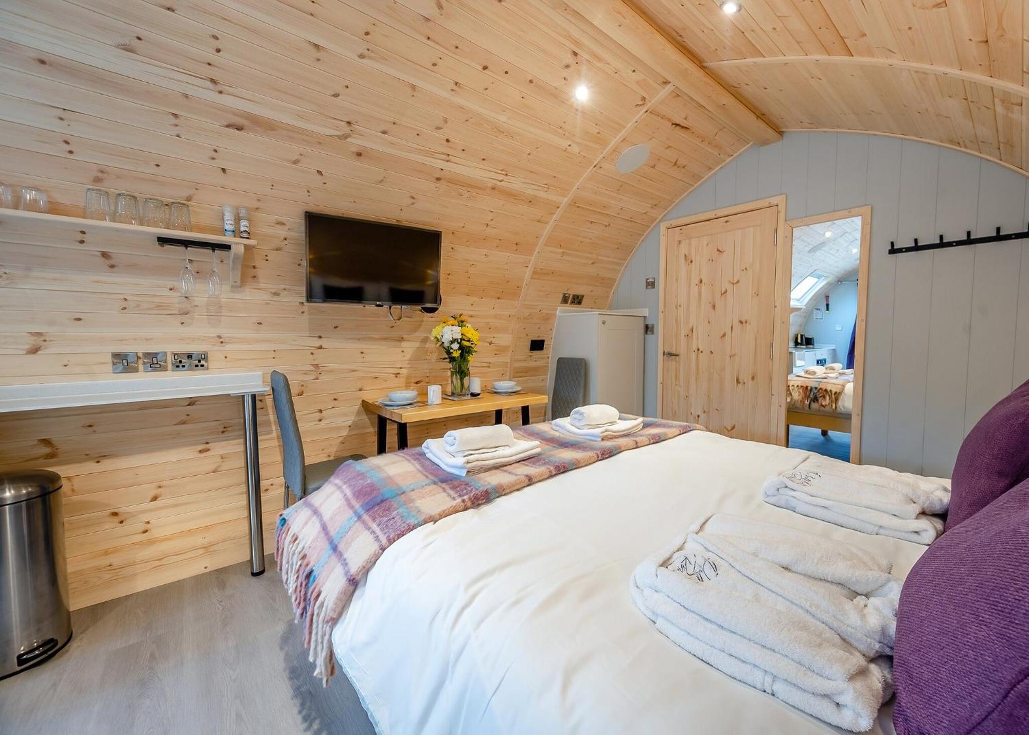 Hill Farm Retreat Hotel Wangford Quarto foto