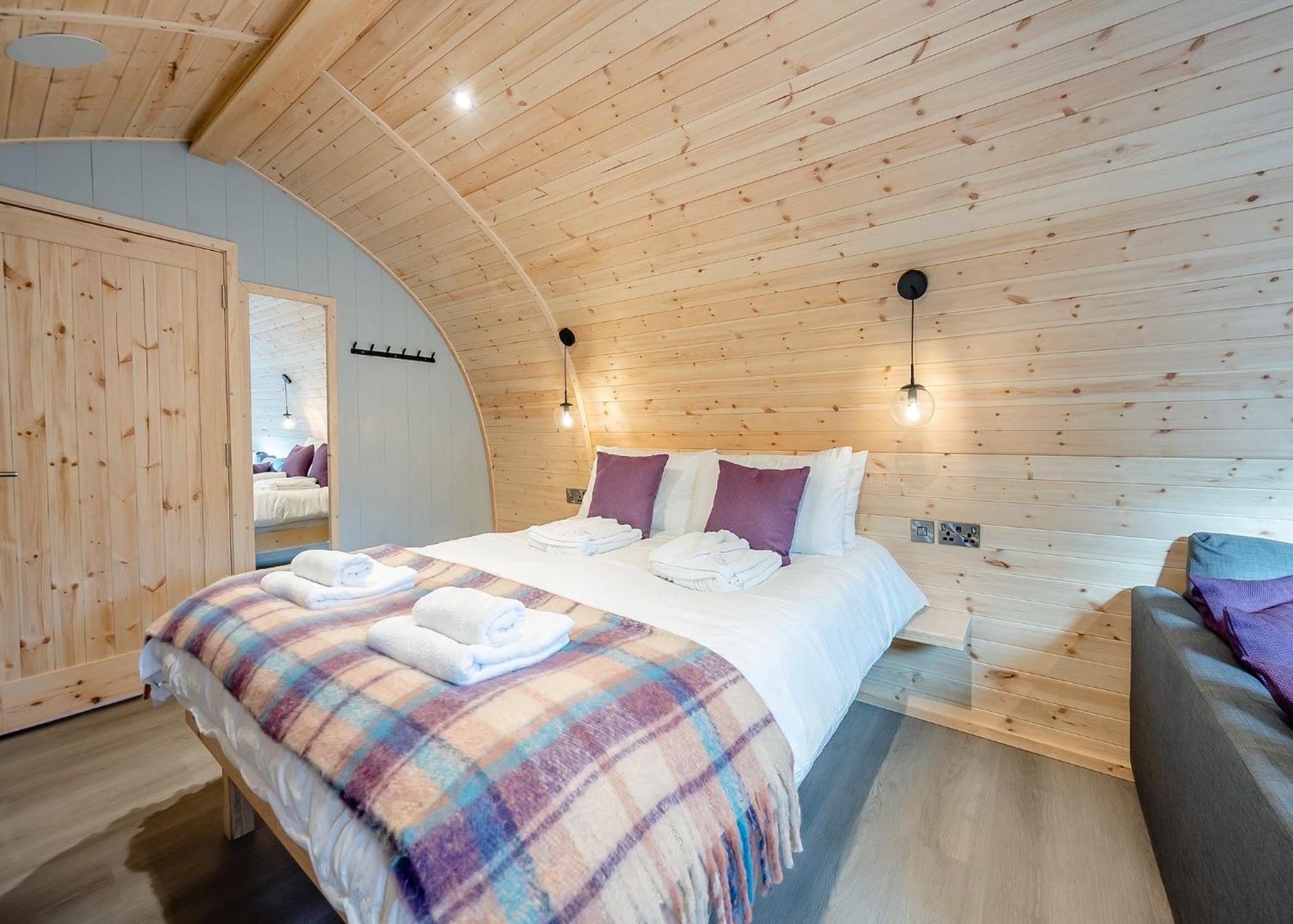 Hill Farm Retreat Hotel Wangford Quarto foto